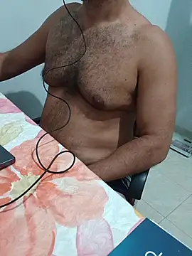 Show de morenodiscret35 na webcam
