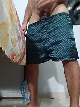 Show de morenodiscret35 na webcam