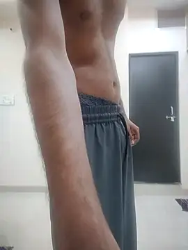 IshaN_INDOREe 在線直播表演