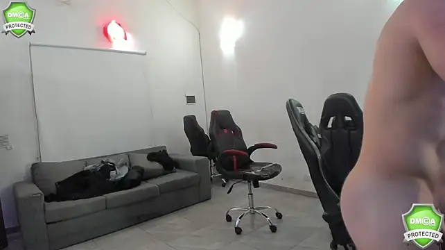 classied's Webcam Show