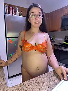 joeystaciee: διαδικτυακό σόου στην κάμερα