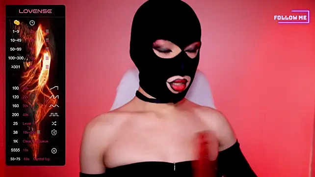 Bigfemblue Show in webcam