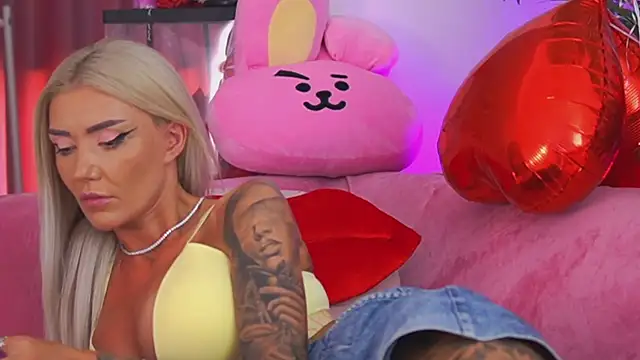 fallingangel live XXX chat