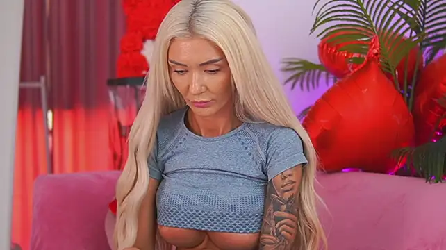XXX chat uživo modela fallingangel