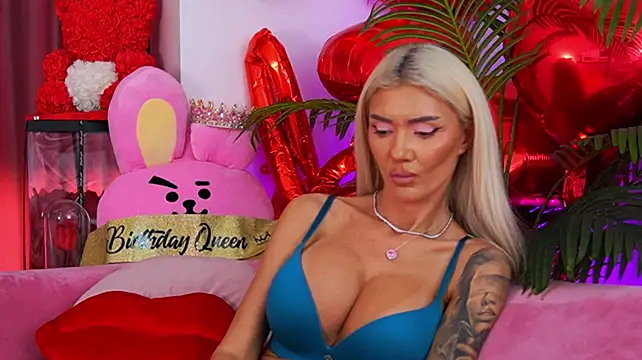 fallingangel Chat XXX in diretta