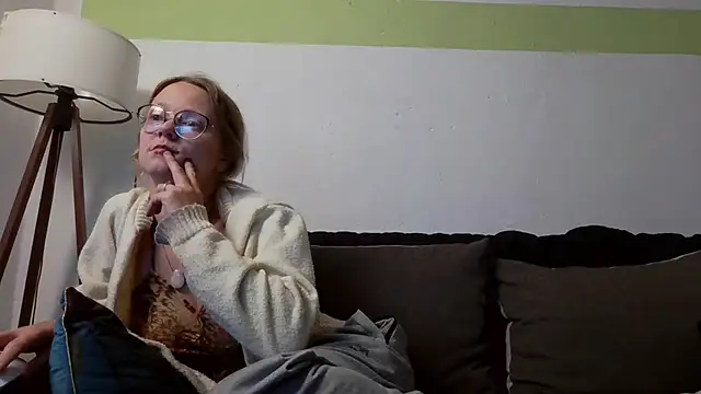 little-leni Live XXX Chat