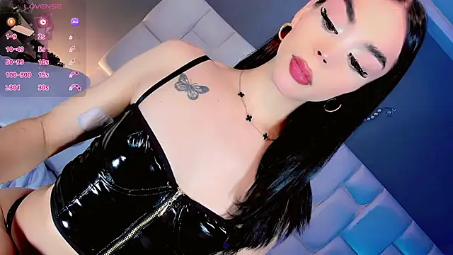 Kisses_Sophia Show in webcam