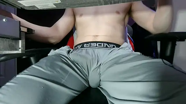 Dick_and_muscles Adlı Modelin Web Kamerası Şovu