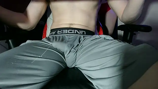 Dick_and_muscles' Live XXX Chat