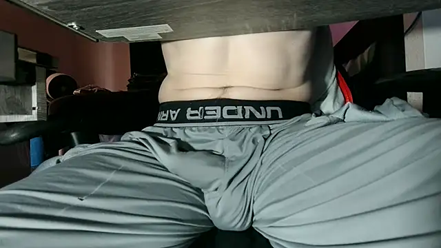 Dick_and_muscles: вебкам-шоу