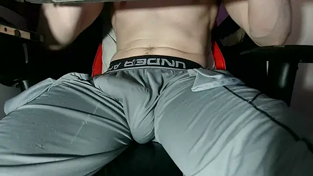Dick_and_muscles Pertunjukan Webcam