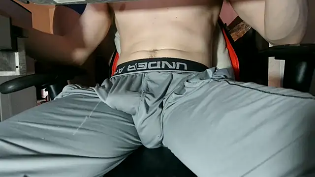 Dick_and_muscles Webcam-Show