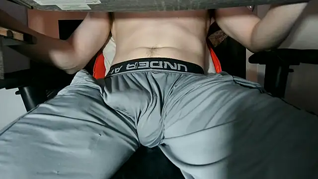 โชว์เว็บแคมของ Dick_and_muscles