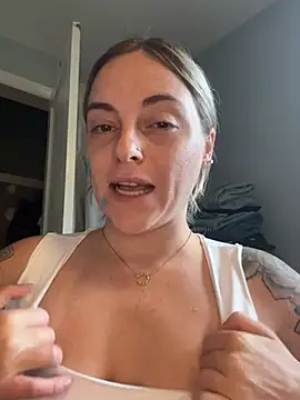 jaseyrae Show in webcam