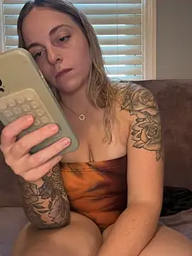 jaseyrae Show in webcam