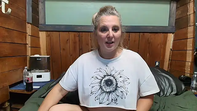 lisaxlovexxx's Live XXX Chat
