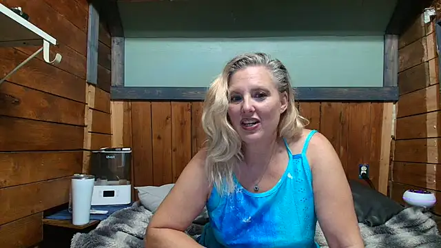 Chatroom XXX en direct de lisaxlovexxx