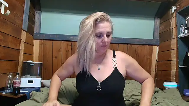 Chat +18 de lisaxlovexxx ao vivo