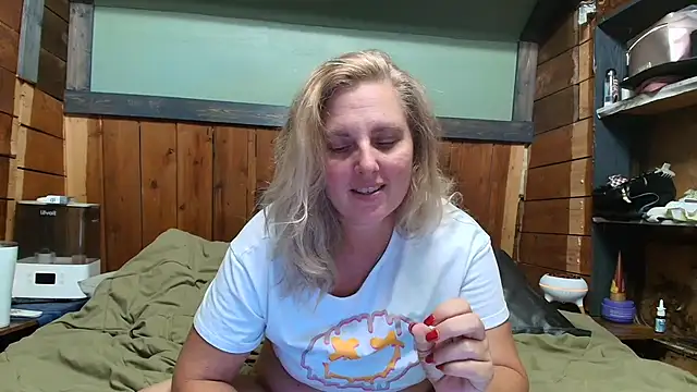 lisaxlovexxx's Webcam Show