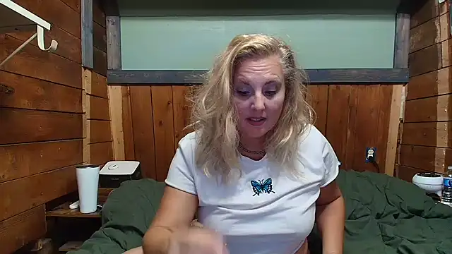 lisaxlovexxx's Webcam Show