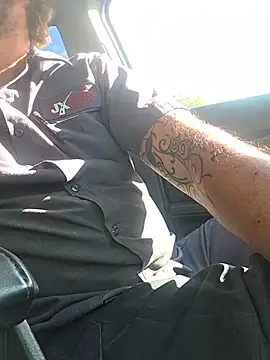 Heavyhung14u Show in webcam