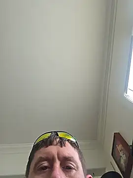 Heavyhung14u Show in webcam