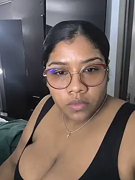 paola091n Webbikameraesitys