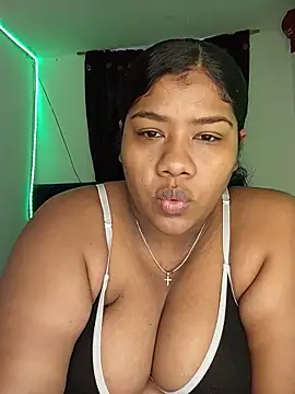 paola091 webcam show