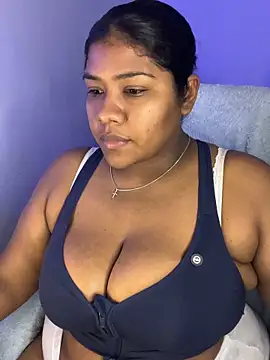 paola091 Шоу с уебкамера
