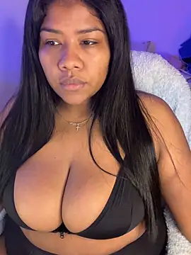 paola091 webcam show