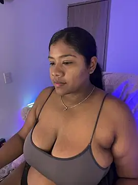 paola091 Show in webcam