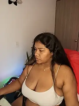 Show de paola091 na webcam