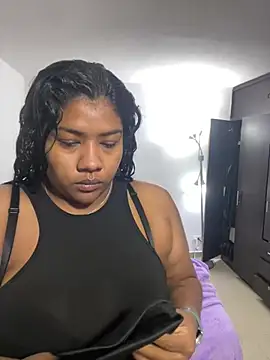 Pertunjukan Kamera Web paola091