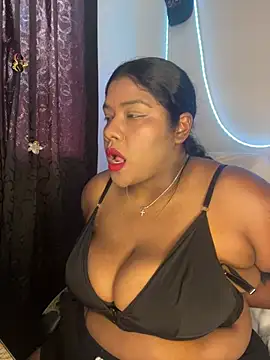 Show modela paola091 na web-kameri