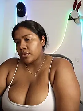 paola091 Show in webcam