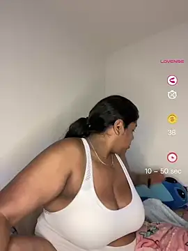 paola091 Show in webcam