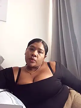 paola091 Show in webcam