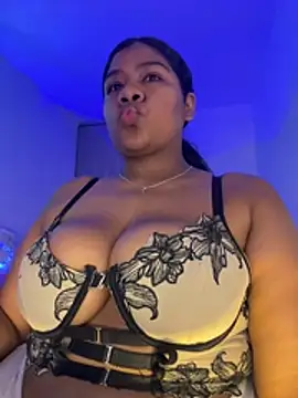 paola091 在線直播表演