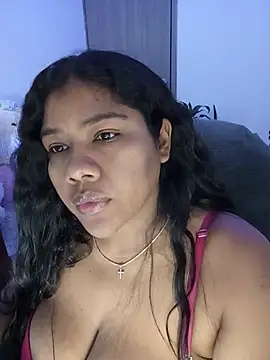 paola091 Шоу с уебкамера