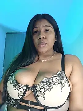 paola091 Show in webcam
