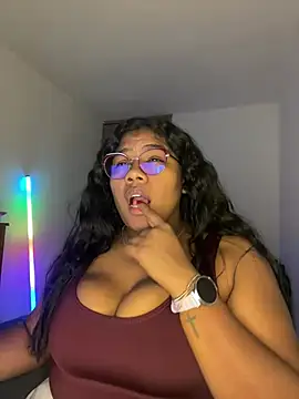 paola091 Show in webcam