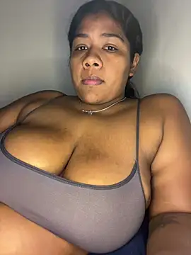 paola091n Webbikameraesitys