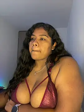 paola091 Show in webcam