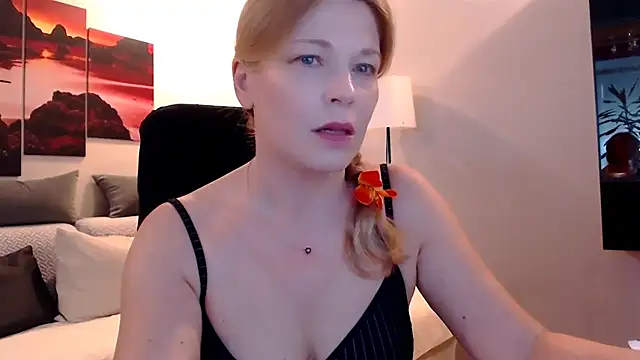 love-bionda Live XXX-Chat