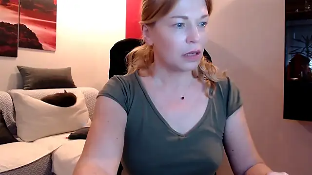 love-bionda Live XXX-Chat