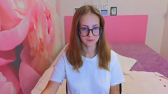 AliceAdams Webcam-Show