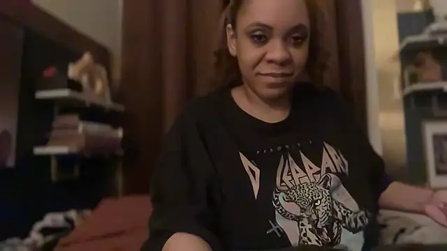 Sanaawest's Webcam Show