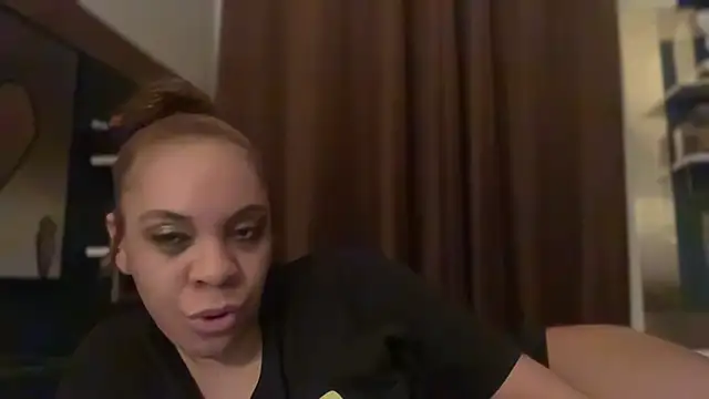 Sanaawest's Webcam Show