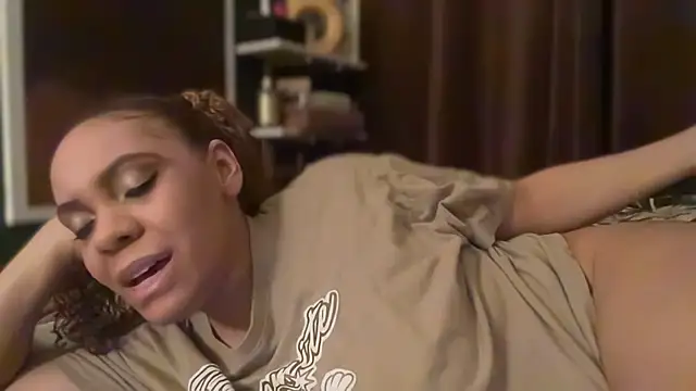 Webkamerová show Sanaawest