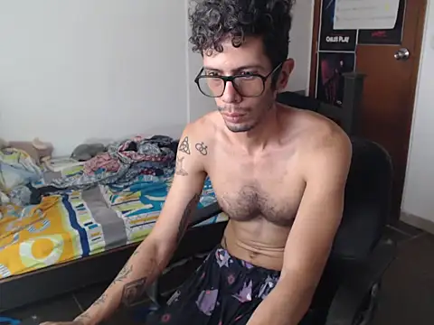 alisterxxx Show Webcam